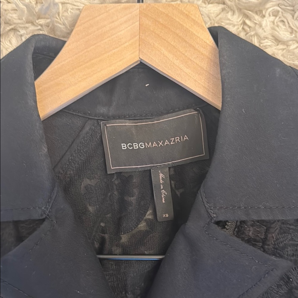 BCBGMaxAzria Black Tailored Blazer with Textured Fabric - Picture 11 of 13